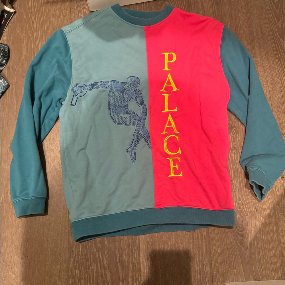 Palace sweatshirt